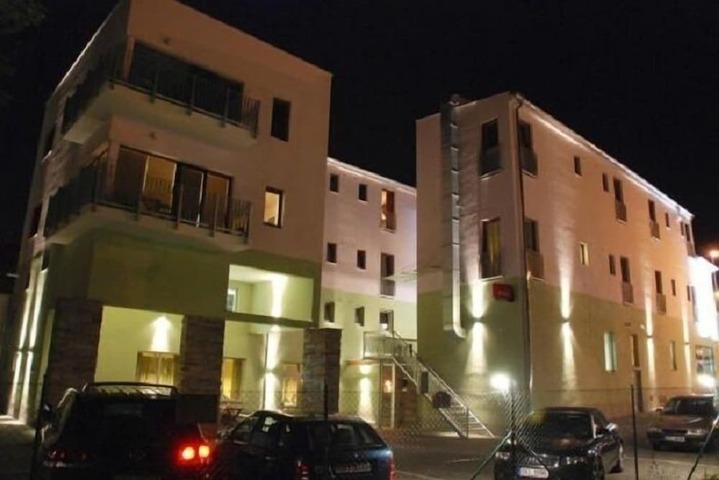 Hotel 33 of 34