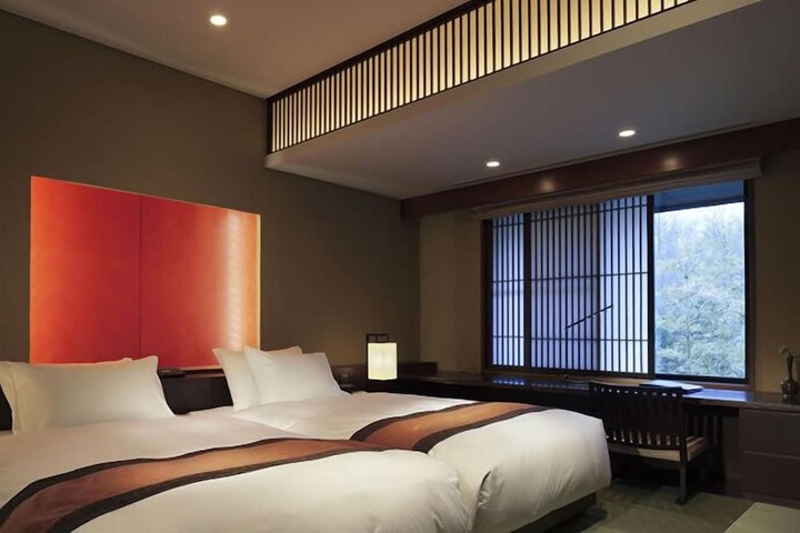 Room 20 of 92