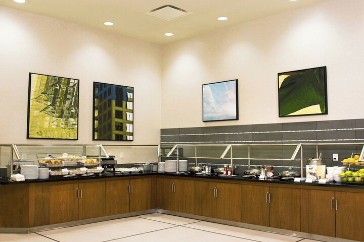 Dining 48 of 82