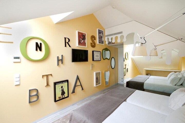 Room 28 of 55