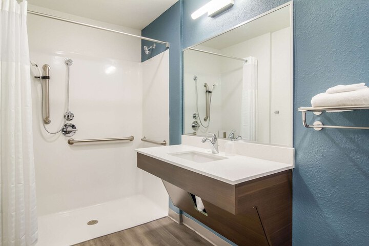 Bathroom Interior Photo