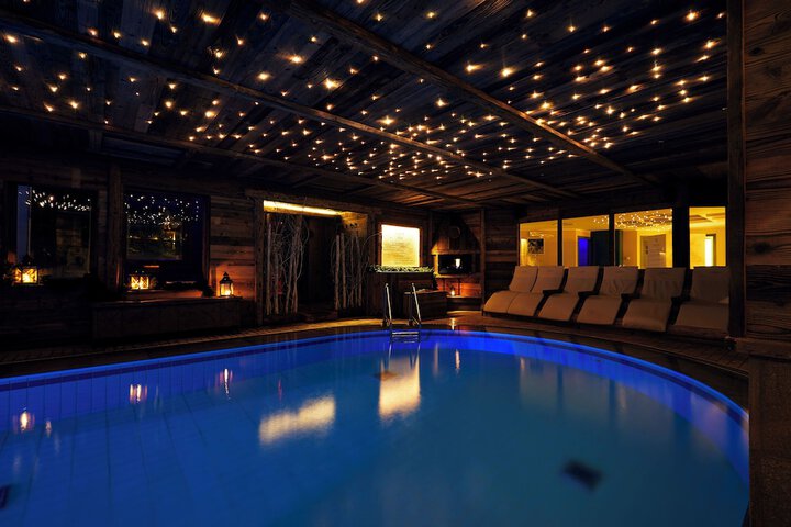 Pool 130 of 172