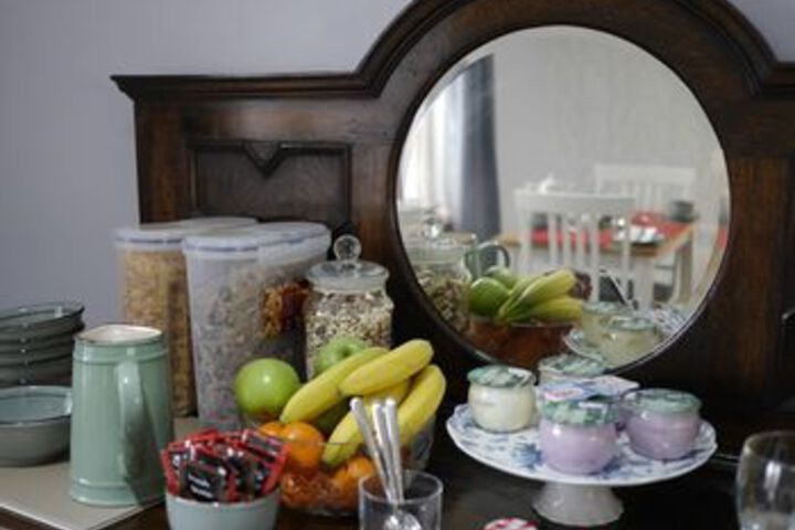 Breakfast/Coffee Service 30 of 90