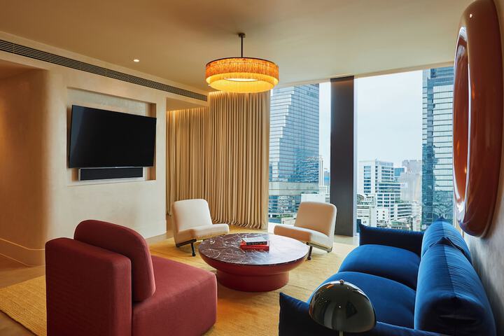 Room 42 of 141
