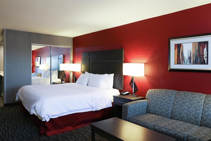 Room 34 of 73