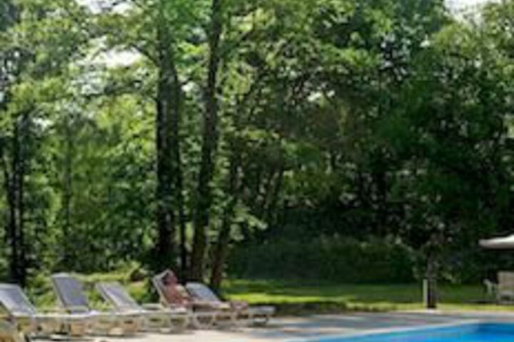 Pool 18 of 24