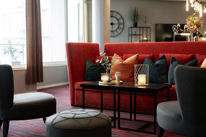 Guest Lobby