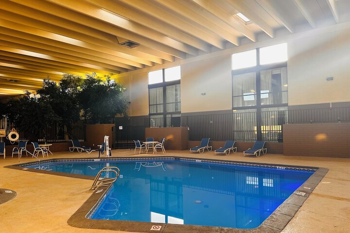 Pool 25 of 42