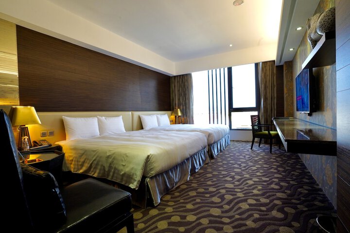 Room 14 of 38