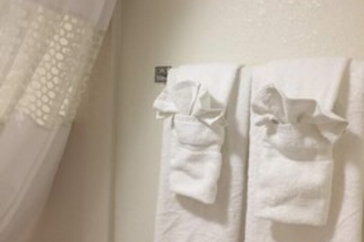 Room 31 of 38