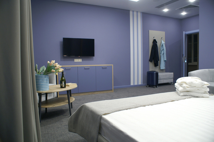 Room 2 of 26
