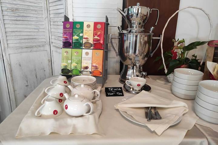 Breakfast/Coffee Service 47 of 67