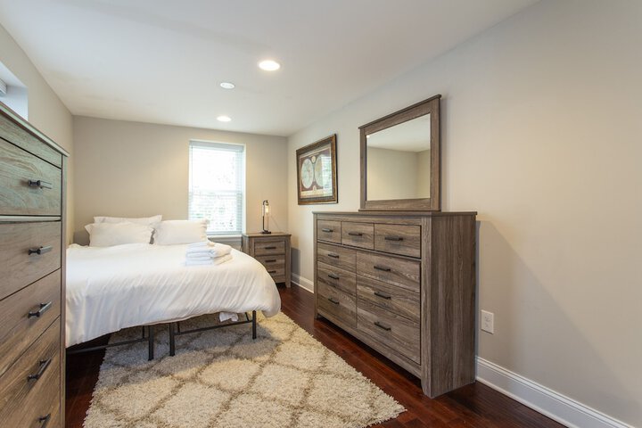 Room 3 of 22