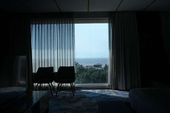 Room 38 of 118
