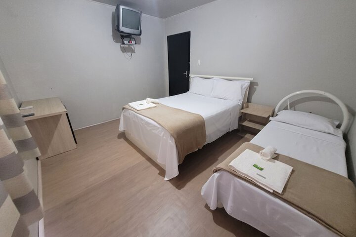 Room 17 of 32