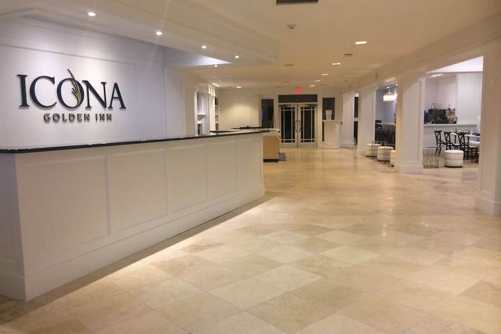 Hotel Interior 4 of 145