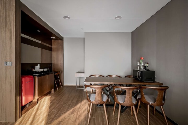 Room 40 of 84