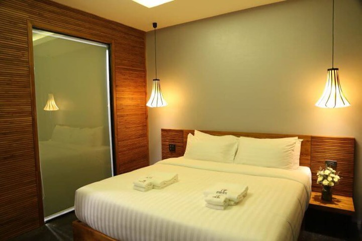 Room 16 of 72