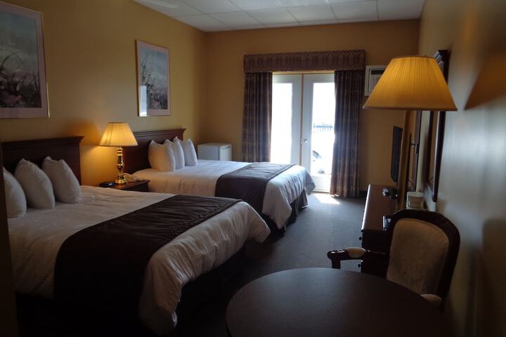 Room 10 of 40