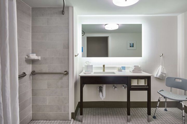 Bathroom shower
