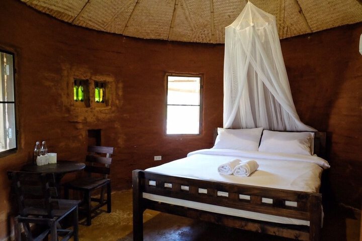 Room 4 of 40
