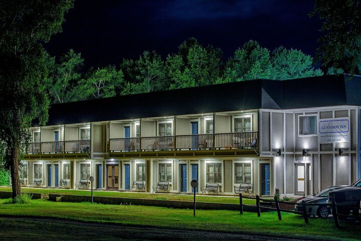 Hotel 102 of 109