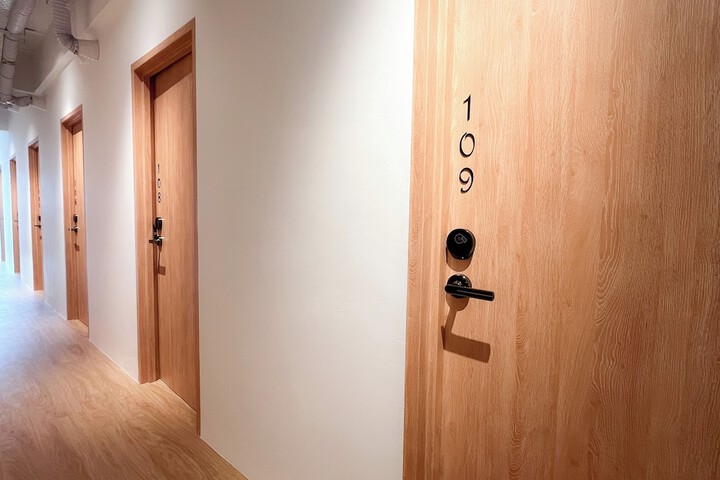 Ballroom/Hall 112 of 136