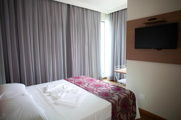Room 18 of 35