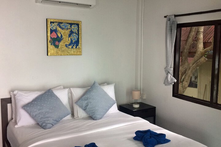 Room 4 of 35