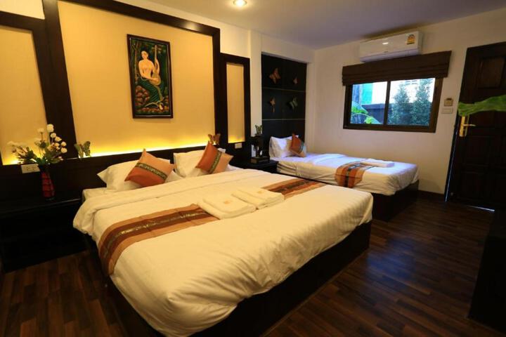 Room 9 of 45