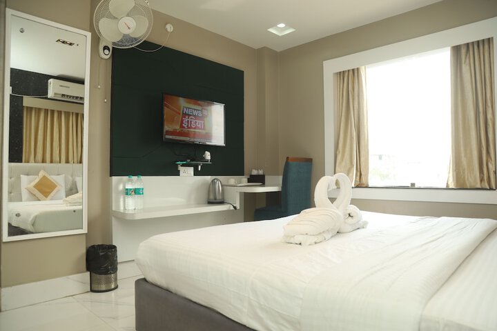 Room 16 of 25