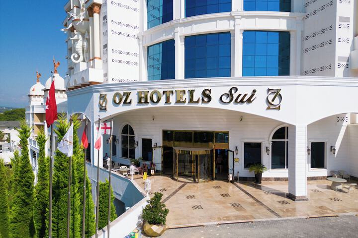 Hotel 472 of 525