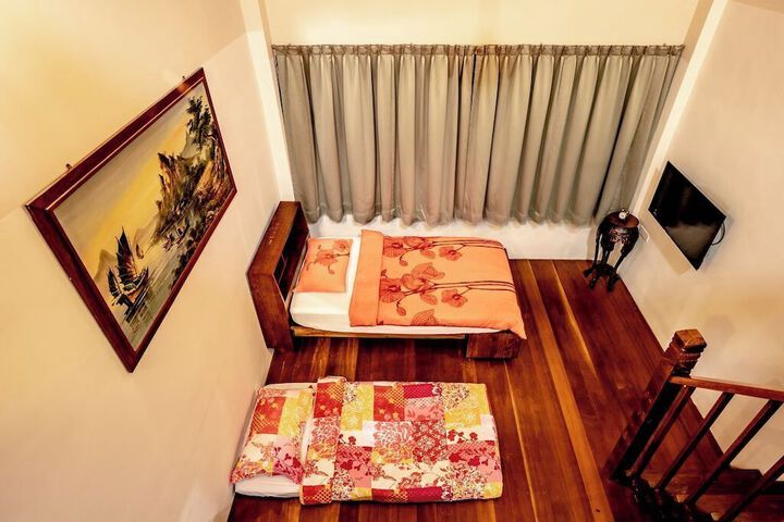 Room 6 of 55
