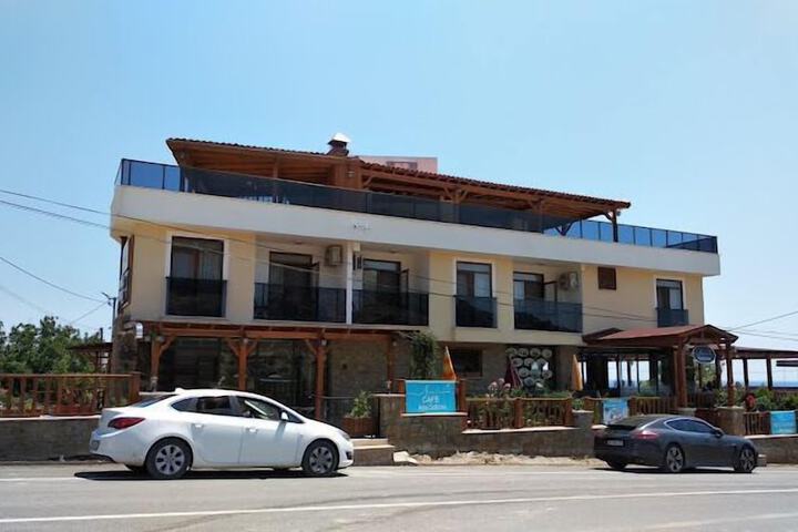 Hotel 41 of 42