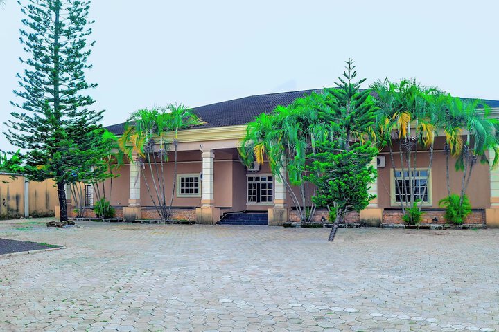 Hotel Adonai Limited