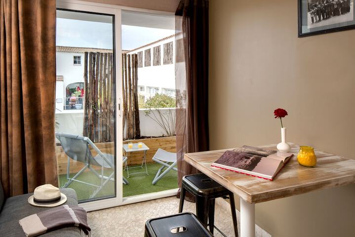 Living area