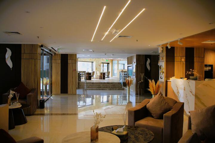 Guest Lobby
