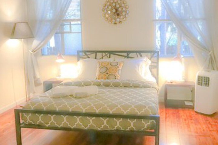 Room 32 of 34