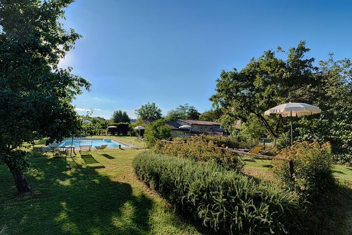 Pool 26 of 44
