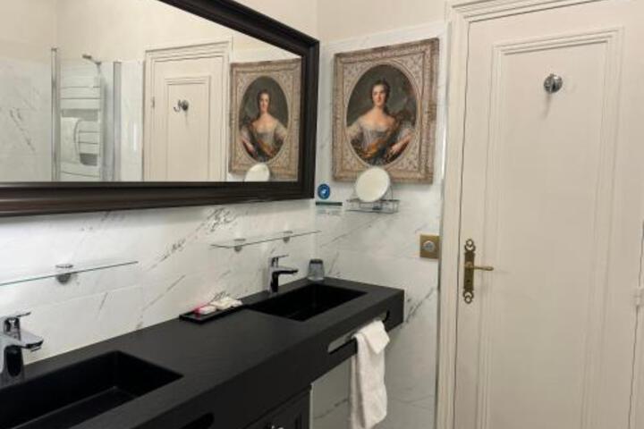 Guest Suite Photo