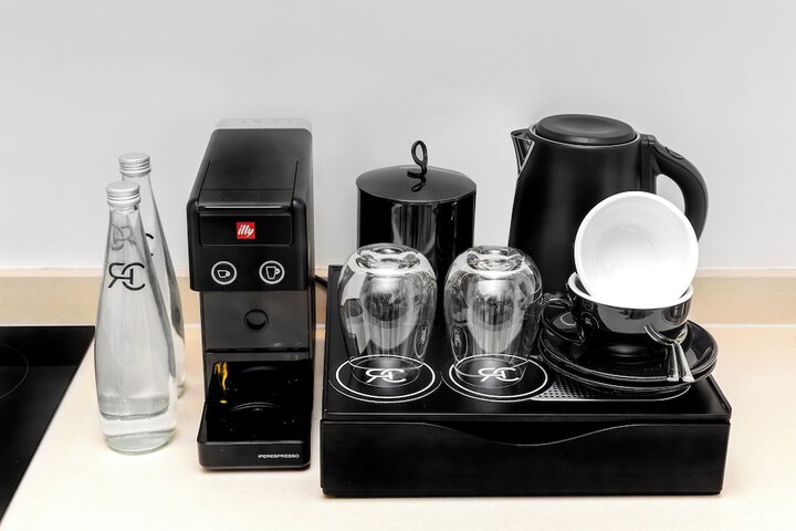 Breakfast/Coffee Service 62 of 265