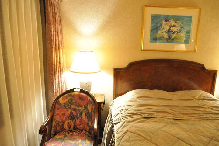 Room 20 of 49
