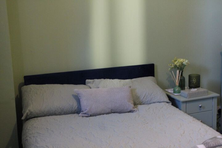 Room 11 of 20
