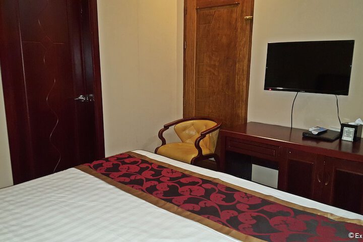 Room 7 of 49