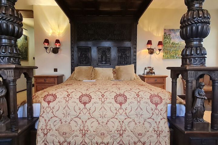 Room 48 of 141