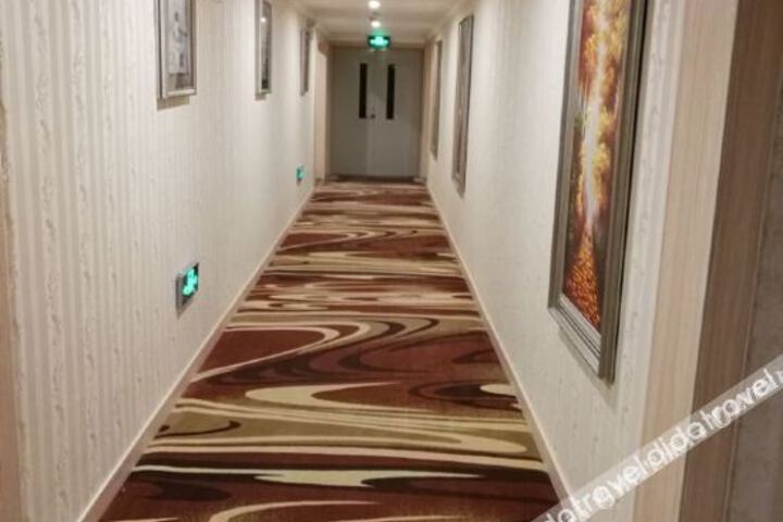 Hotel Interior 9 of 14