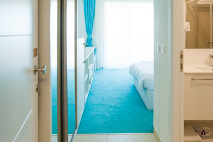 Room 7 of 7