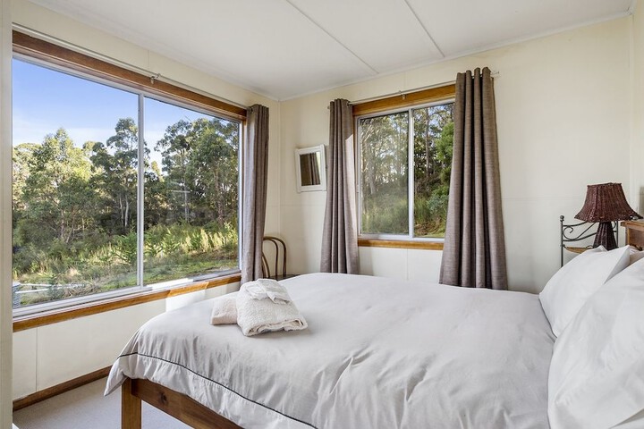 Room 2 of 21