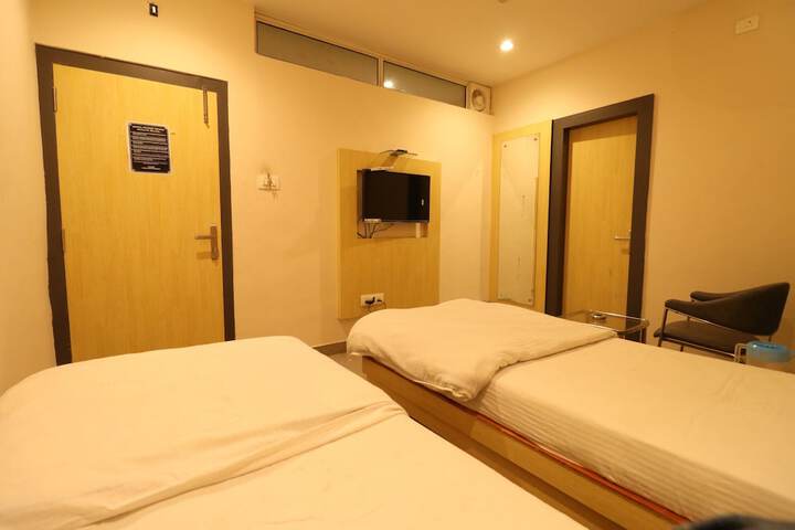 Room 19 of 60
