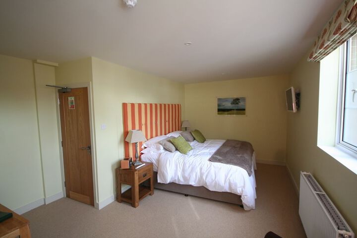 Room 12 of 86